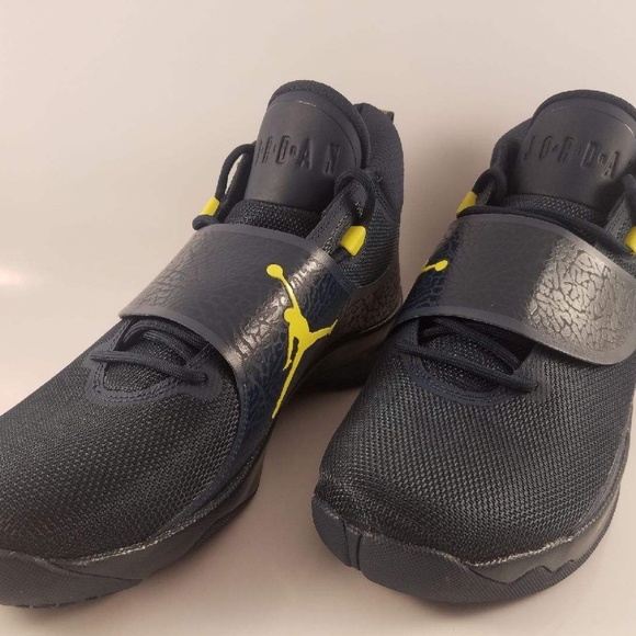 Nike Jordan Superfly 5 size 12 mens - Picture 4 of 5